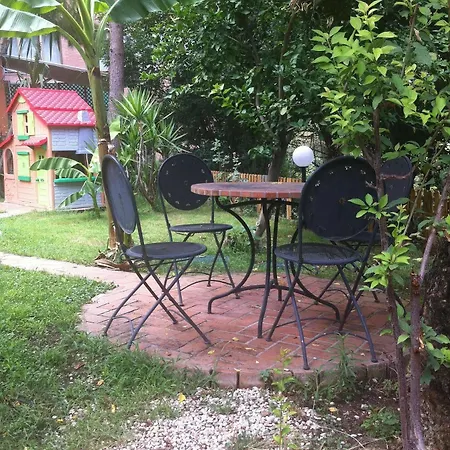 Garden Flat By Vatican Walls Guest house 3*